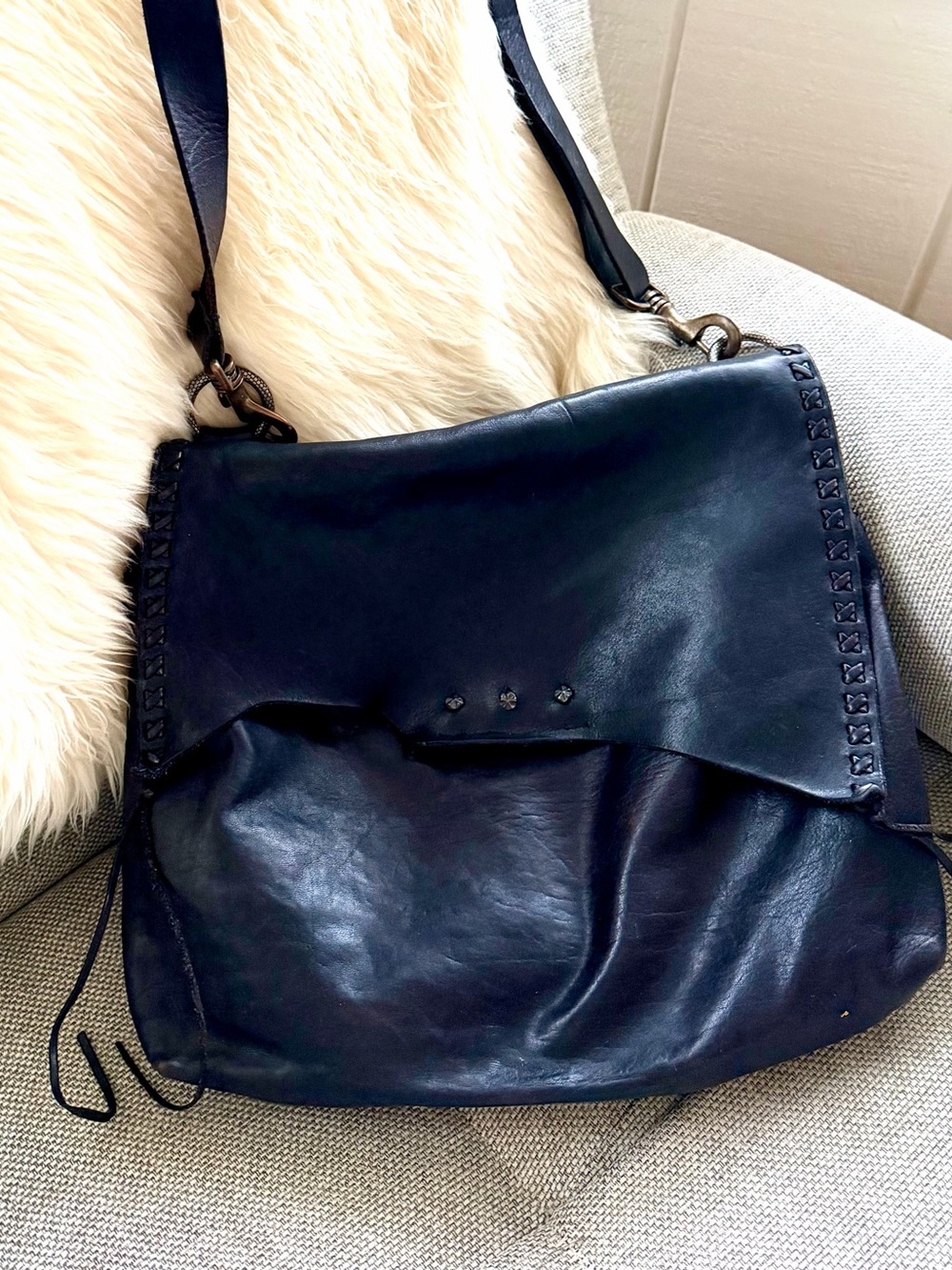 Campomaggi Teodorano Black Italian Leather Crossbody Shoulder Bag w Storage Bag